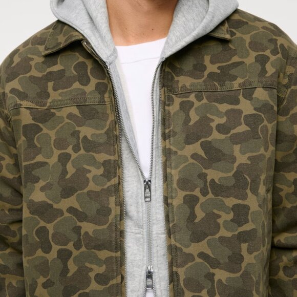 Abercrombie & Fitch Olive Camo Lightweight Cropped Zip Workwear Jacket, Large - Picture 7 of 8